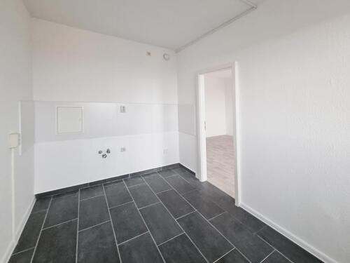 Foto - Ihr neues Zuhause: 3 Zimmer, großer Balkon & helle Küche! 'AB Oktober verfügbar'