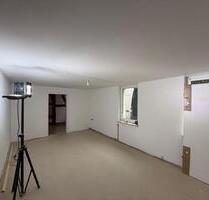 Stilvolle EG-Wohnung mit Charme & Technik, Kamin, Solarstrom - Diemelstadt