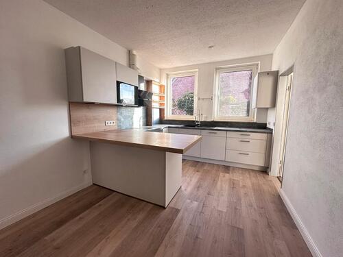 Foto - Charmante Altbauwohnung mit Terrasse und moderner Einbauküche