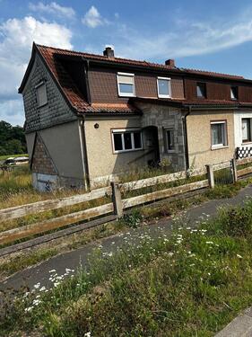 Foto - Kleine Doppelhaushälfte, großes Geundstück und viel Potenzial