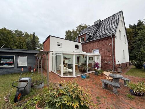 Foto - Provisionsfrei: Großzügiges Einfamilienhaus in Kiel-Pries