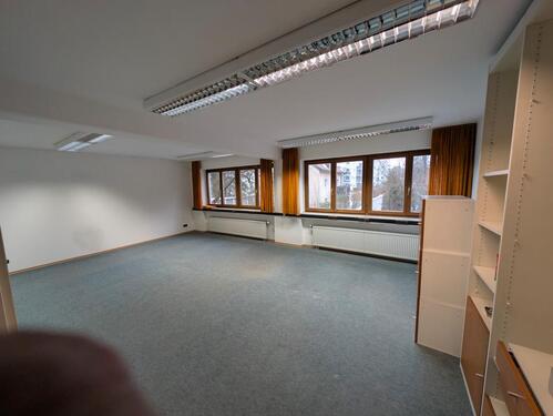 Foto - 4 Zimmer Erdgeschoßwohnung zur Miete in Regensburg
