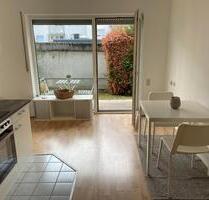 Schöne, helle 1 Zimmer-Wohnung mit Einbauküche + großer Terrasse - Pforzheim Weststadt