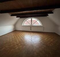 Renovierte große 3 Zimmer Dachgeschosswohnung in Schönberg ab sofort zu vermieten - Lüdersdorf