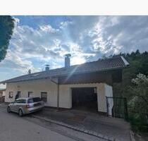 Einfamilienhaus - 159.000,00&nbsp;EUR Kaufpreis, ca.&nbsp; 130,00&nbsp;m&sup2; in Winzer (PLZ: 94577)