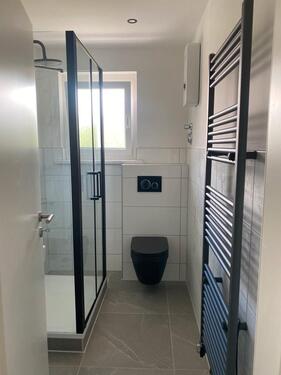 Foto - Kernsanierte 3 Zimmerwohnung mit Balkon & EBK