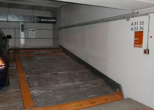 Foto - Tiefgaragenstellplatz in Wü. zvm.