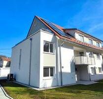 Helle Neubauwohnung mit Garten in ruhiger Lage! 4,5-Zimmer - Balkon - Aufzug - Einzelgarage und Stellplatz! - Auenwald