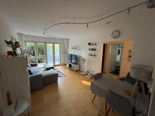 Foto - 2 Zimmer Erdgeschoßwohnung zur Miete in Frankfurt am Main