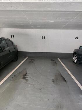 Foto - Tiefgaragenstellplatz zu vermieten