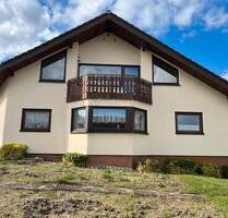 Einfamilienhaus mit Garten und Garage in Stimpfach