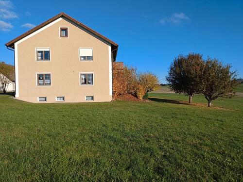 Foto - 6 Zimmer Mehrfamilienhaus, Wohnhaus in Eslarn