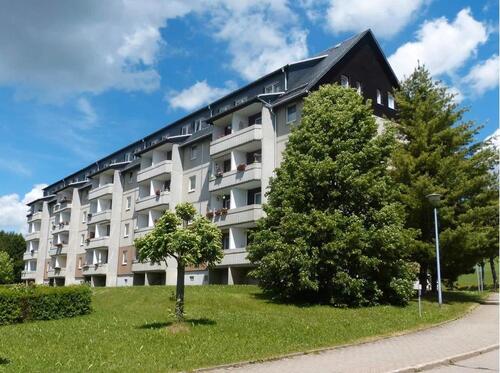 Foto - Für die kleine Familie: 3-Raum-Wohnung – mitten im Grünen in Geyer