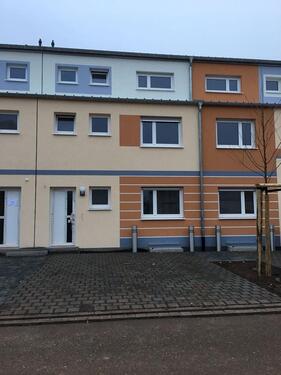 Foto - Modernes Reihenmittelhaus (BJ 2018)