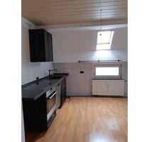 4 ZKB DG Wohnung Beerfelden - 690,00&nbsp;EUR Kaltmiete, ca.&nbsp; 110,00&nbsp;m&sup2; in Oberzent (PLZ: 64760)