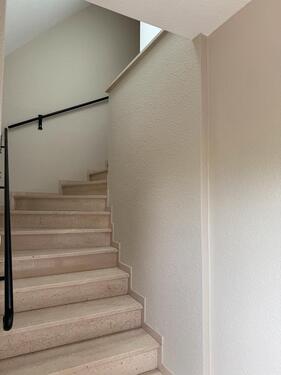 Foto - 3 Parteienhaus - 1.200,00&nbsp;EUR Kaltmiete, ca.&nbsp; 105,00&nbsp;m&sup2;