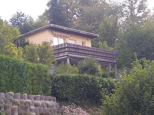Foto - Garten mit möbellierten Bungalow Westhang Pachtgarten Nutzgarten