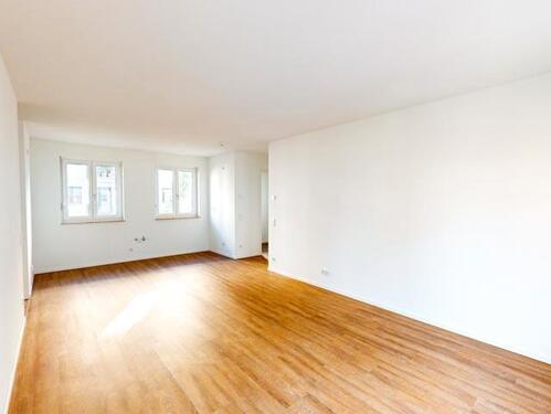 Foto - Großzügige 3-Zimmer-Wohnung mit Balkon und Komfort auf 85 m²