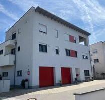 DG-Wohnung 2,5 Zimmer, 96 qm mit EBK, Süd-Balkon und Garage - Deggendorf