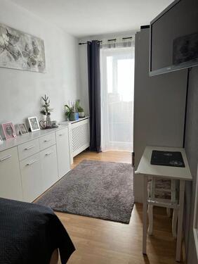 Foto - 4 Zimmer Wohnung in 86169, zwei verglaste Balkone