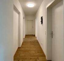 3-Zi-Wohnung mit Balkon ab 01.04 in Schierling zu vermieten