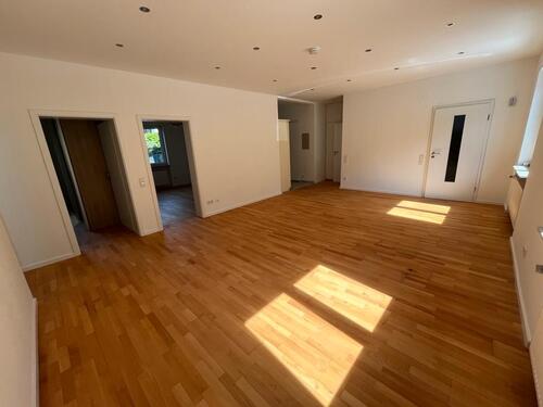 Foto - Erdgeschoßwohnung in Homburg zur Miete