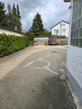 Foto - Halle zuvermieten - 1.100,00 EUR Kaltmiete,