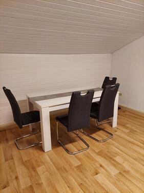 Foto - 2.5 Zimmer Dachgeschoßwohnung in Steinheim am Albuch