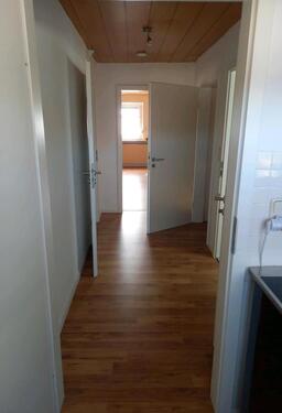 Foto - Dachgeschosswohnung 2ZKB mit Balkon