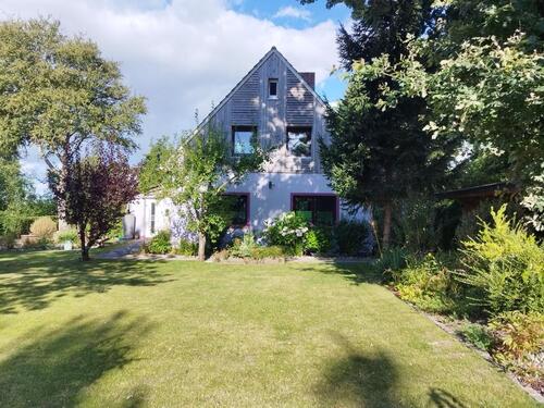 Foto - Solides, stetig modernisiertes 1-2 Fam.-Haus