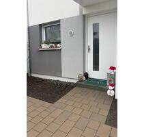 Modernes Reiheneckhaus (BJ 2022) mit eigenen Garten & Dachterrass - Friolzheim