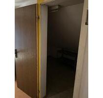 Dachgeschosswohnung - 500,00&nbsp;EUR Kaltmiete, ca.&nbsp; 55,00&nbsp;m&sup2; in Kahla (PLZ: 07768)