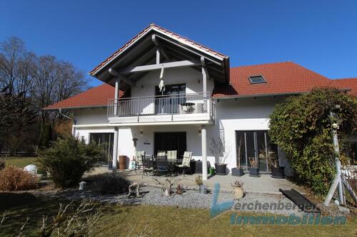 Foto - 8 Zimmer Einfamilienhaus in Osterhofen