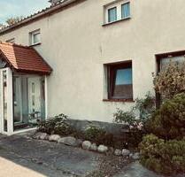 Schöne 3-Zimmer-Dachgeschosswohnung mit Terasse und Einbauküche i - Neuhardenberg