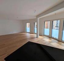 Exklusive 4-zimmer-Wohnung in Stadtzentrum mit der Einbauküche - Halle (Saale)