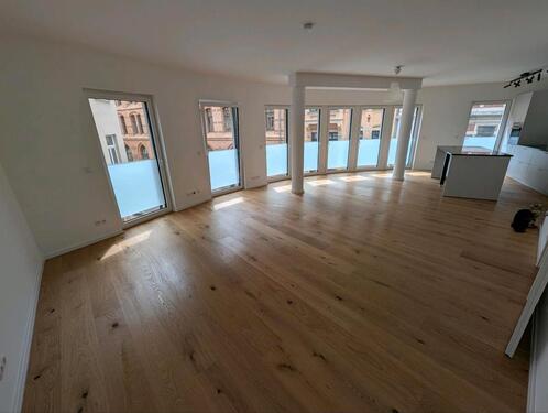 Foto - 4 Zimmer Etagenwohnung zum Kaufen in Halle (Saale)