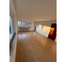 Helle 3-Zimmer Wohnung in Tamm - 1.550,00&nbsp;EUR Kaltmiete, ca.&nbsp; 80,00&nbsp;m&sup2; in Tamm (PLZ: 71732)