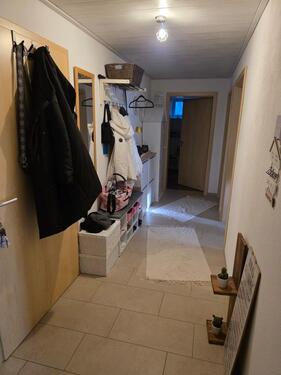 Foto - Helle 3-Zimmer-Wohnung - 800,00&nbsp;EUR Kaltmiete, ca.&nbsp; 94,00&nbsp;m&sup2;