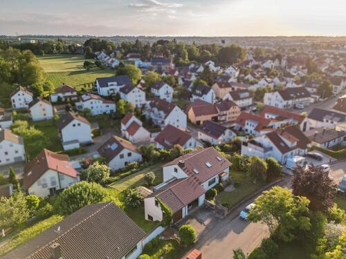 Foto - Haus mit Einliegerwohnung & Panoramablick 228,5qm, provisionsfrei