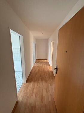 Foto - 3-Zimmer-Wohnung mit Balkon & Stellplatz optional