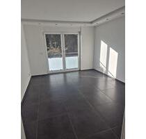 Kernsanierte Erdgeschoss-Wohnung in Bergisch Gladbach