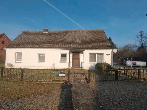 Foto - Haus zuverkaufen - 80.000,00&nbsp;EUR Kaufpreis, ca.&nbsp; 111,00&nbsp;m&sup2;