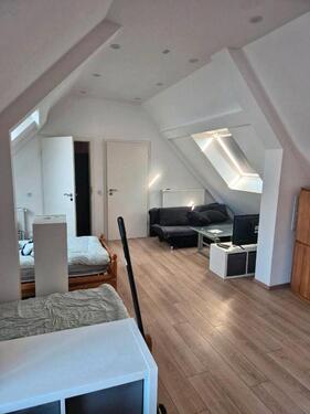 Foto - 2 Zimmer Dachgeschoßwohnung in Beindersheim