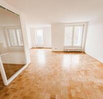 Provisionsfreie 2,5-Zimmer-Wohnung mit Balkon & Blick ins Grüne - Freiburg im Breisgau Oberau