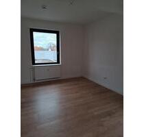 helle zentrale 1-Zimmerwohnung mit optional PKW-Stellplatz - Friedberg (Hessen)