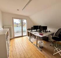 4,5 Zimmer, großer Balkon, ruhige Lage - Hildesheim Bockfeld