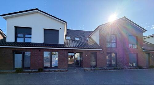 Foto - Helle 3-Zi.-Wohnung mit Weitblick - große Südterrasse + Garten