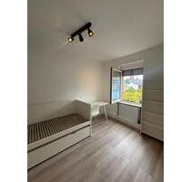 Kapitalanleger aufgepasst: Renditestarke 3 Zimmer-WG mit Terrasse - Frankfurt am Main Nord-West