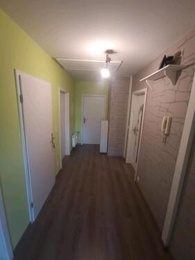 Foto - 3 Raum Wohnung mit Balkon - 750,00&nbsp;EUR Kaltmiete, ca.&nbsp; 90,00&nbsp;m&sup2;