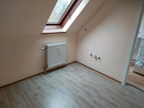 Foto - 1 Zimmer Dachgeschoßwohnung zur Miete in Nittenau